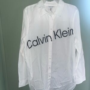 Calvin Klein White Logo women’s Shirt NWT